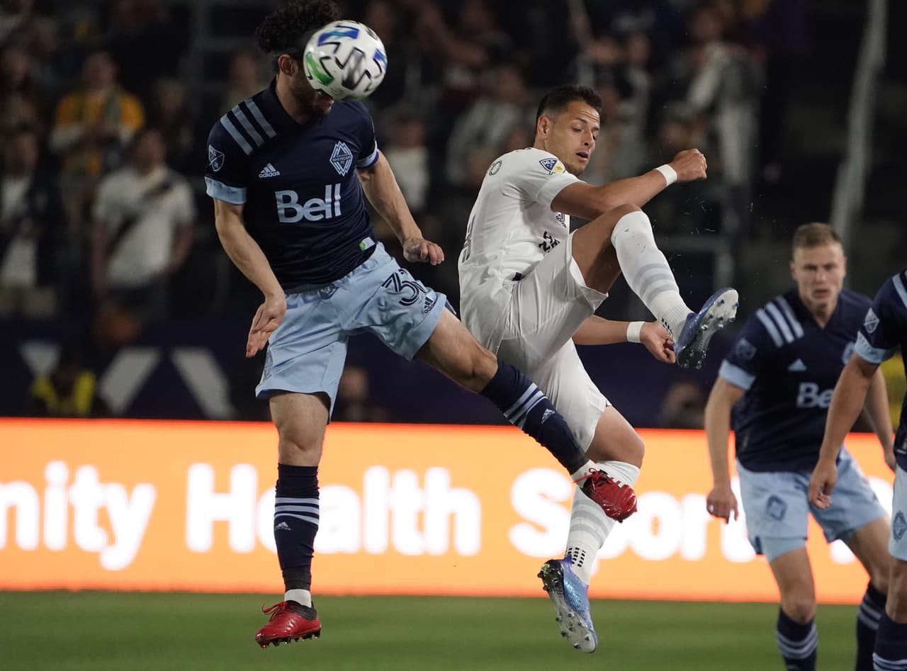 Javier Hernández tuvo poco contacto con el balón en la caída de LA Galaxy frente a Vancouver.
