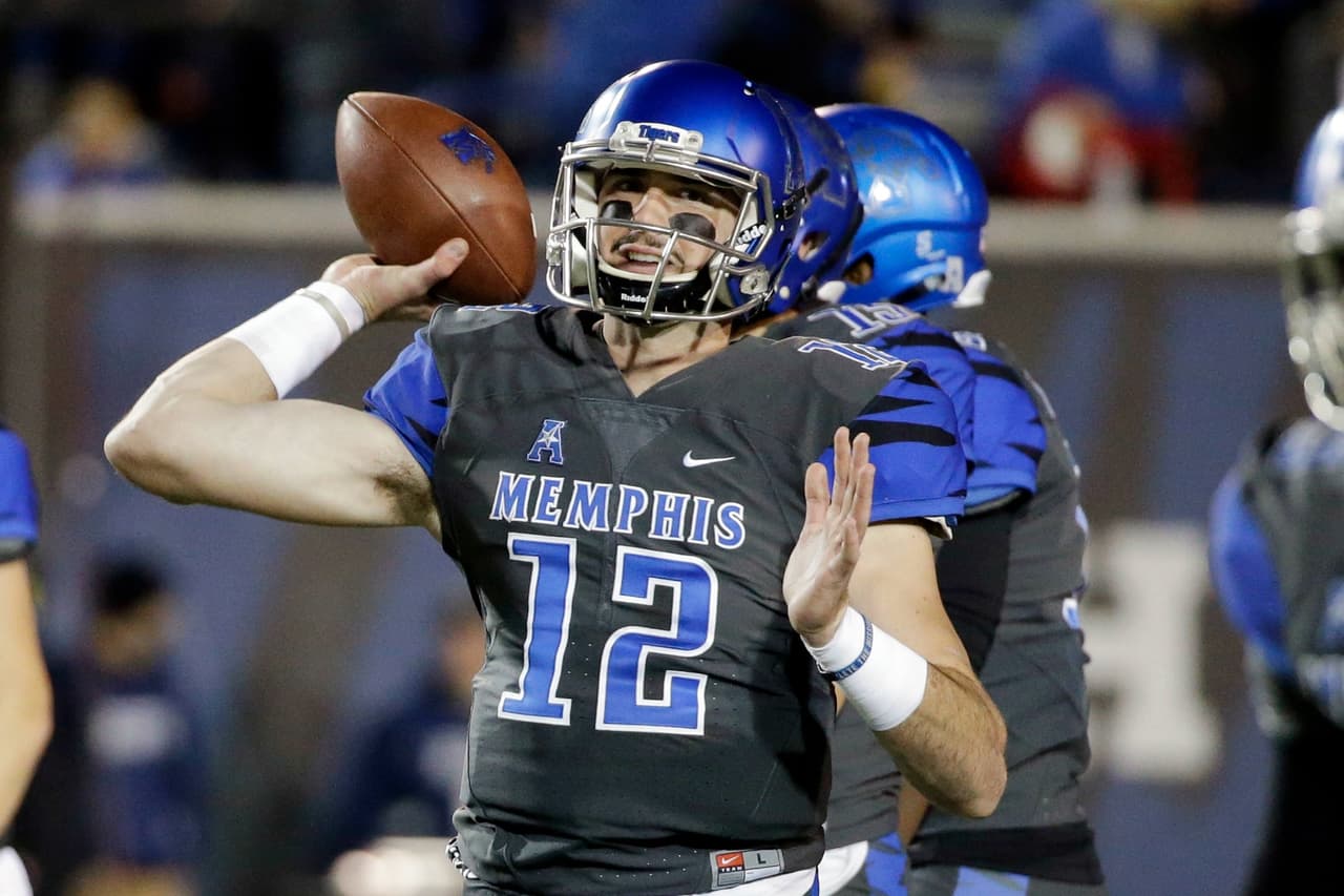 Pick 7 San Francisco 49ers: QB PAXTON LYNCH,Memphis