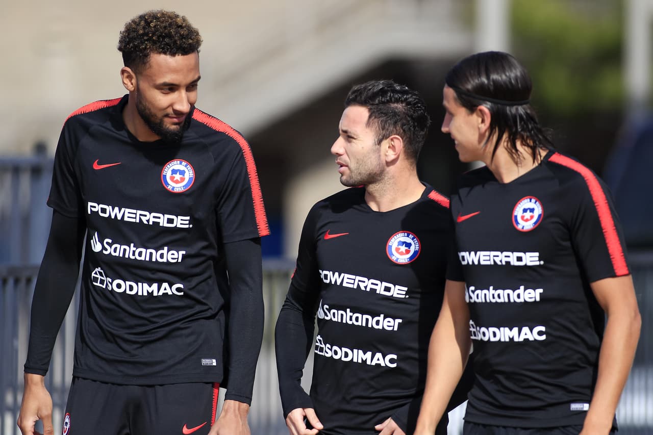 Chile, dirigida por el colombiano Reinaldo Rueda, venció a México en su último amistoso, pero ahora con el argentino Gerardo Martino al mando del Tri ajusta sus piezas para un duelo diferente.