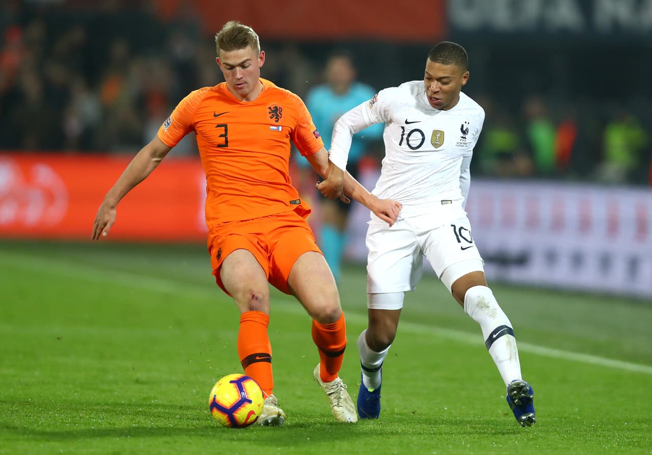 4 Matthijs de Ligt – 2195 puntos | En 720 minutos jugados, el defensa de Juventus ha recuperado 37 balones y no ha recibido ninguna tarjeta.