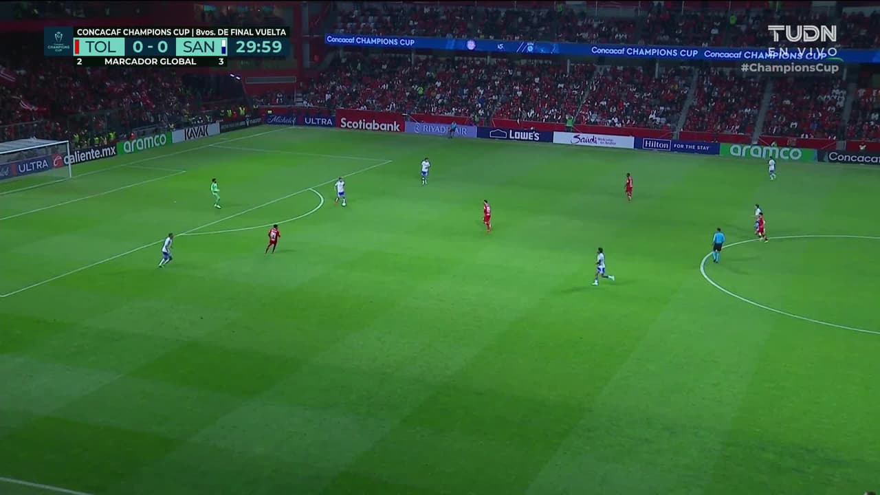 ¡TIRO ATAJADO! disparo por Helinho.