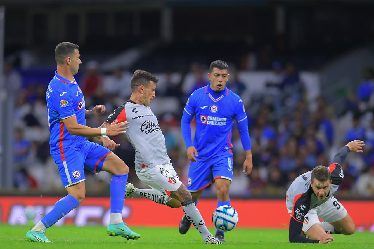 Cruz Azul sumó de forma apretada su segunda victoria al hilo en el Clausura 2023 ante Atlas con gol solitario de Augusto Lotti a 13 minutos del final. Con este resultado, La Máquina retoma confianza en el torneo antes de dar inicio a la era de ‘Tuca’ Ferretti, quien estuvo presente en un palco del Azteca.