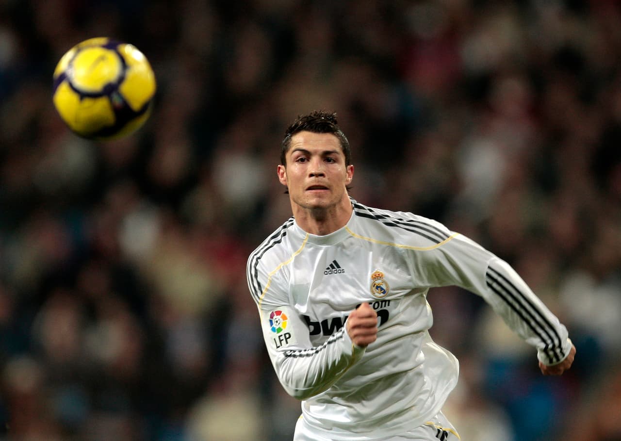 Se estrena con nueva temporada en el Real Madrid en 2010.