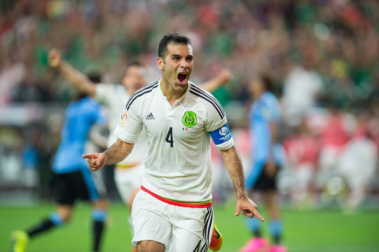 También está 
<b>Rafael Márquez</b>, quien le ha anotado a Uruguay (Copa América Centenario) y Estados Unidos (Eliminatorias).