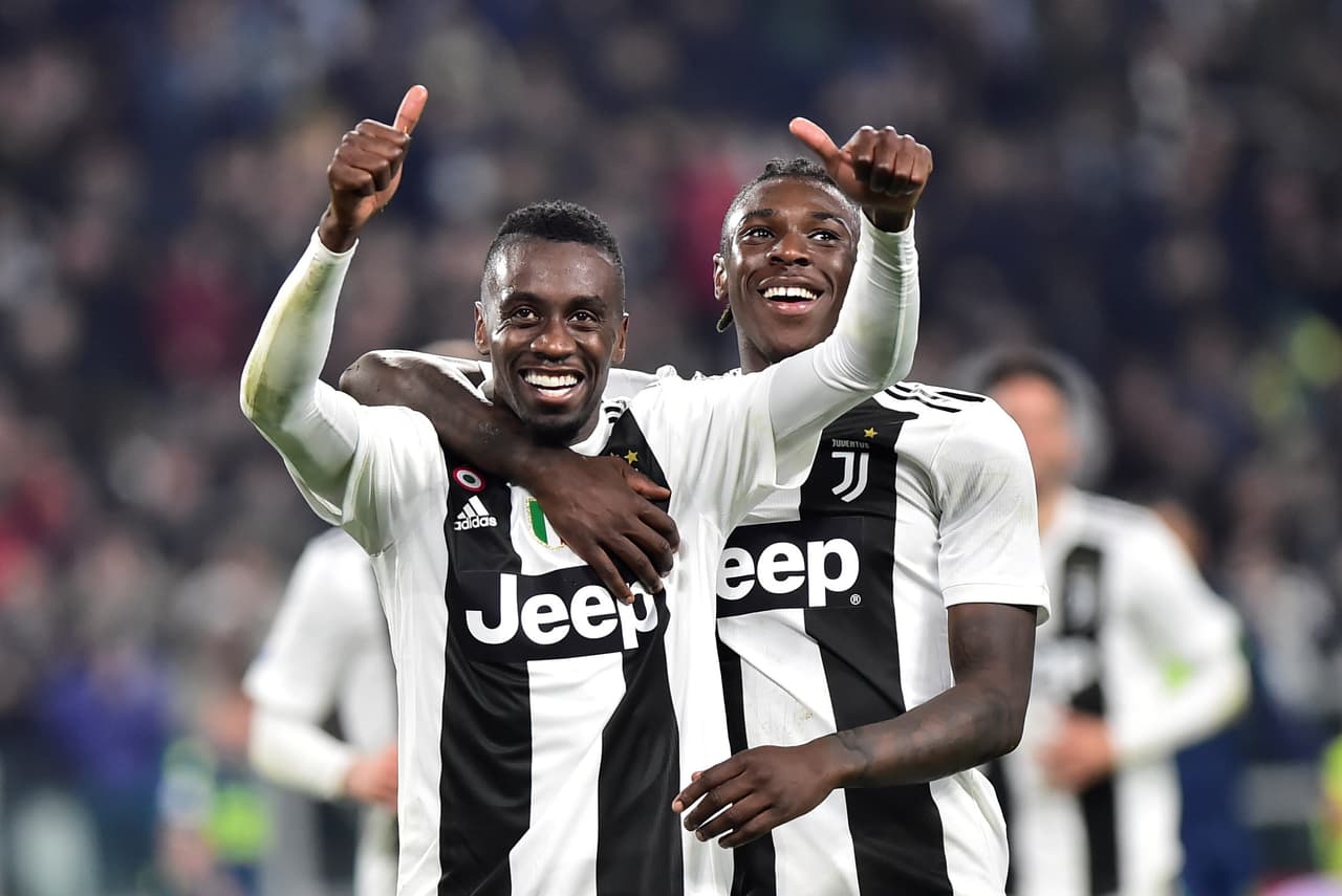 La fiesta de la Juventus continuó gracias al francés Blaise Matuidi (izquierda) con el cuarto gol de la noche al minuto 71.