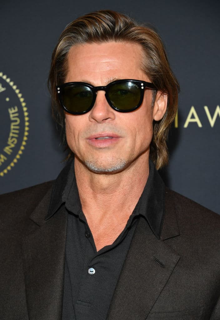 La razón por la que se desató el divorcio de Brad y Angelina, fue porque el actor tuvo una pelea con su hijo mayor, Maddox, en un avión mientras que estaba bajo los efectos del acohol.
<br>