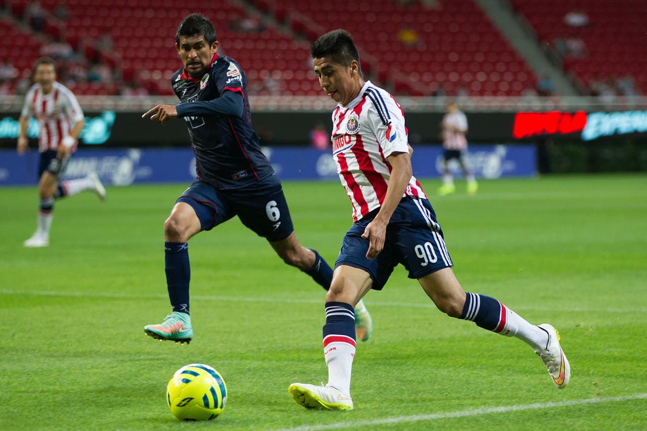 Para ser un hombre de ofensiva su desempeño ha sido nulo pues el volante no ha marcado goles o ha puesto asistencias en sus 19 juegos como profesional.