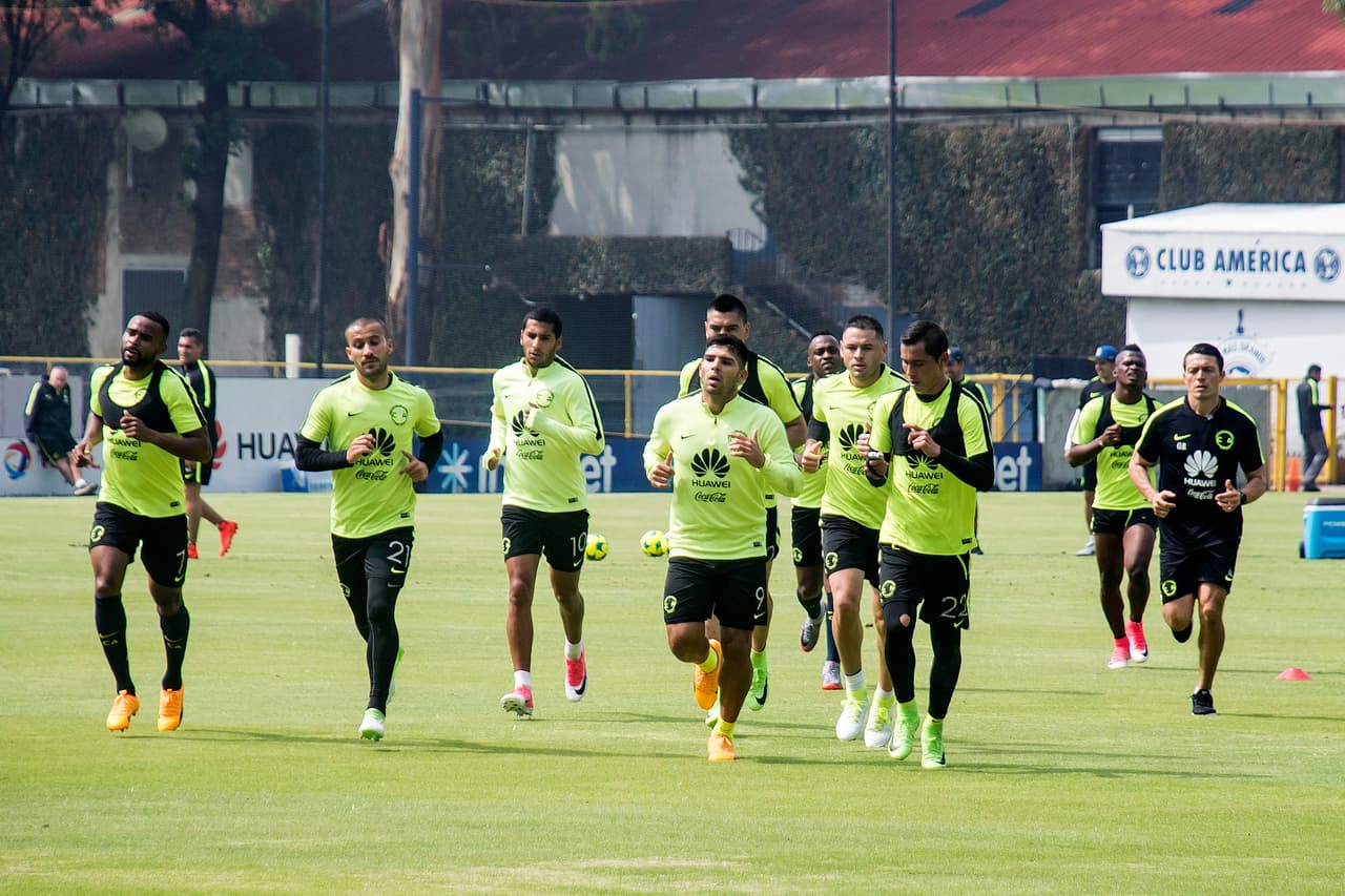 América tuvo su primer entrenamiento en la segunda etapa de Miguel Herrera como director técnico del equipo, justo en la misma jornada del Draft del fútbol mexicano.