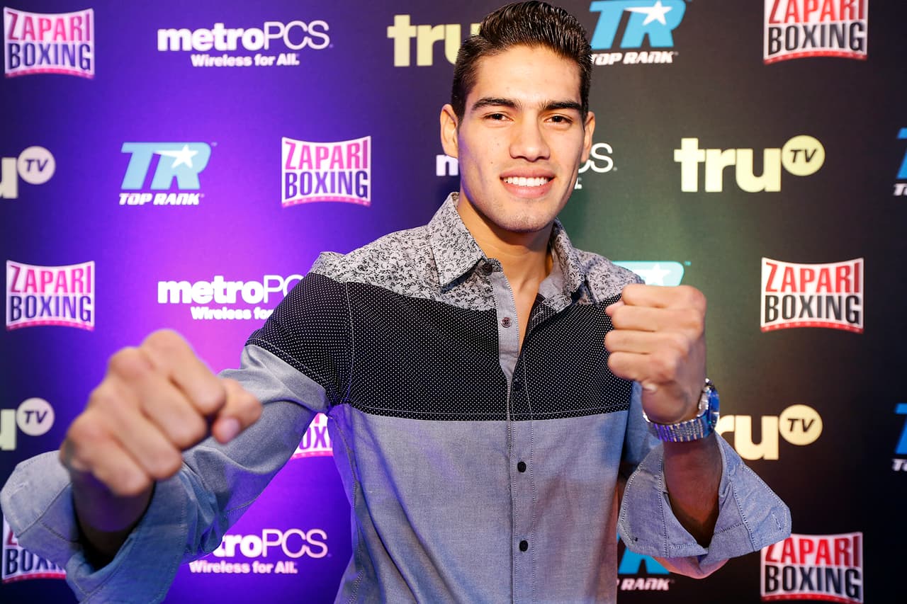 “Yo confió mucho que la gente vera una gran pelea, un pelea explosiva entre dos boxeadores que venimos a darlo todo y quiero dedicarle esta pelea a la gran afición de Texas que siempre me apoyado”, agregó Ramírez.