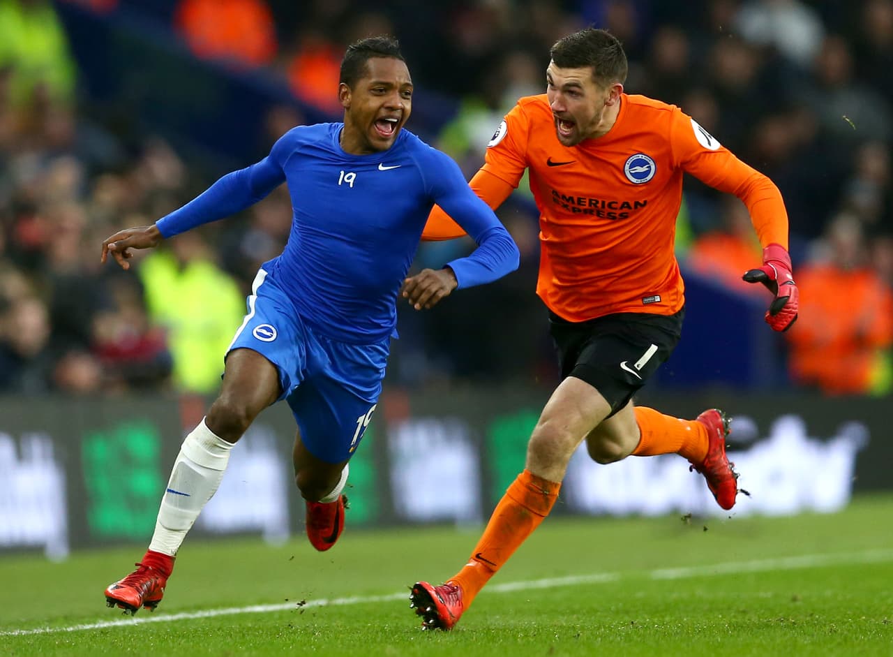 No solo anotaba un golazo el colombiano, sino que forzaba al West Ham a salir de su campo a buscar el empate.