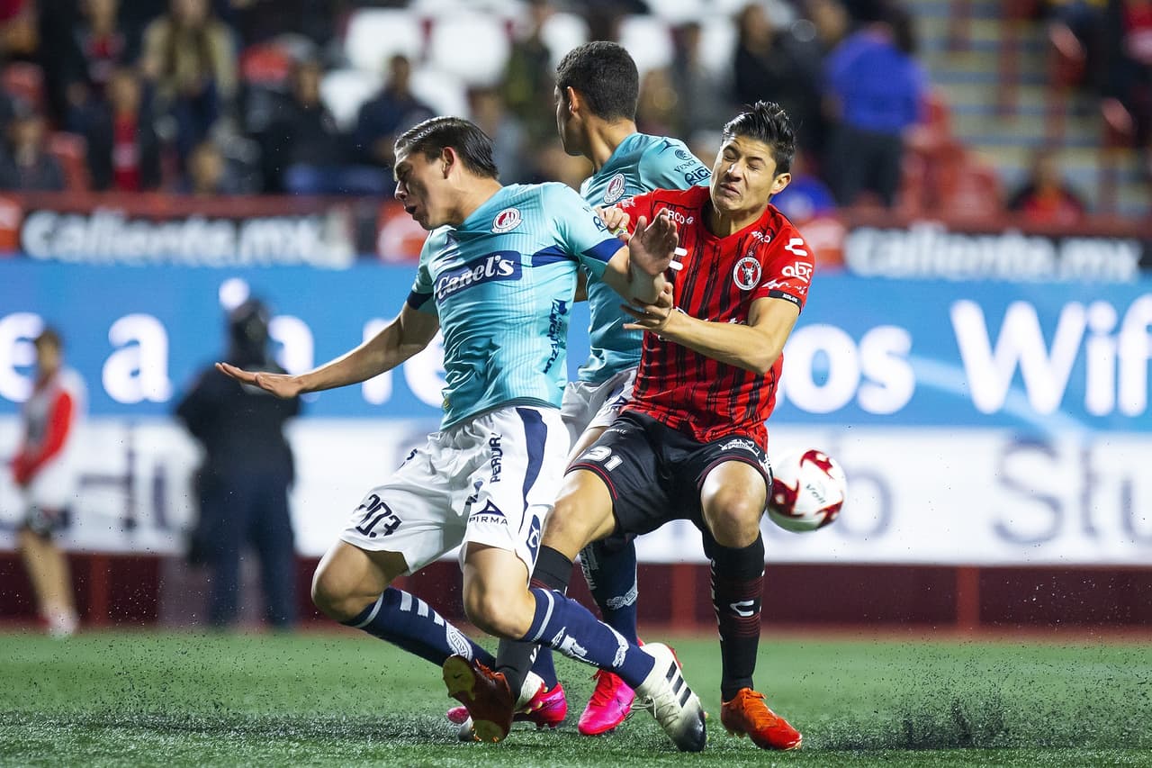 Edgar López (67’) liquidó el encuentro al anotar para Tijuana. Carlos Gutiérrez (43’) dejó al Atlético San Luis con diez hombres al salir expulsado en el primer tiempo.