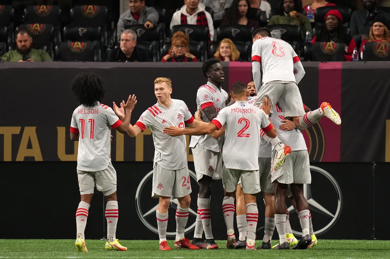 El eliminado Toronto FC aguó la noche al conjunto de Gonzalo Pineda.
<br>