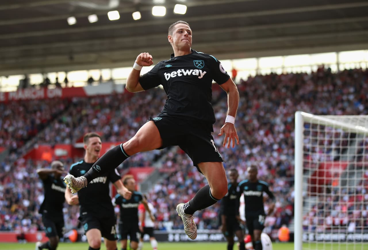 Javier 'Chicharito' Hernández espera cerrar el 2017 como titular con West Ham contra Bournemouth, por la fecha 20 de la Premier League, en el que será el último juego del equipo este año.