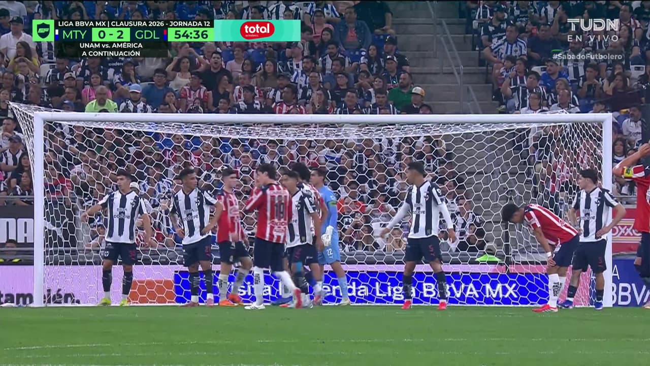 ¡GOL!  anota para Guadalajara. Bryan González
