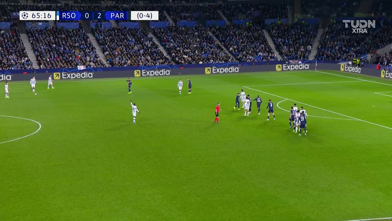 ¡TIRO ATAJADO! disparo por Hamari Traoré.