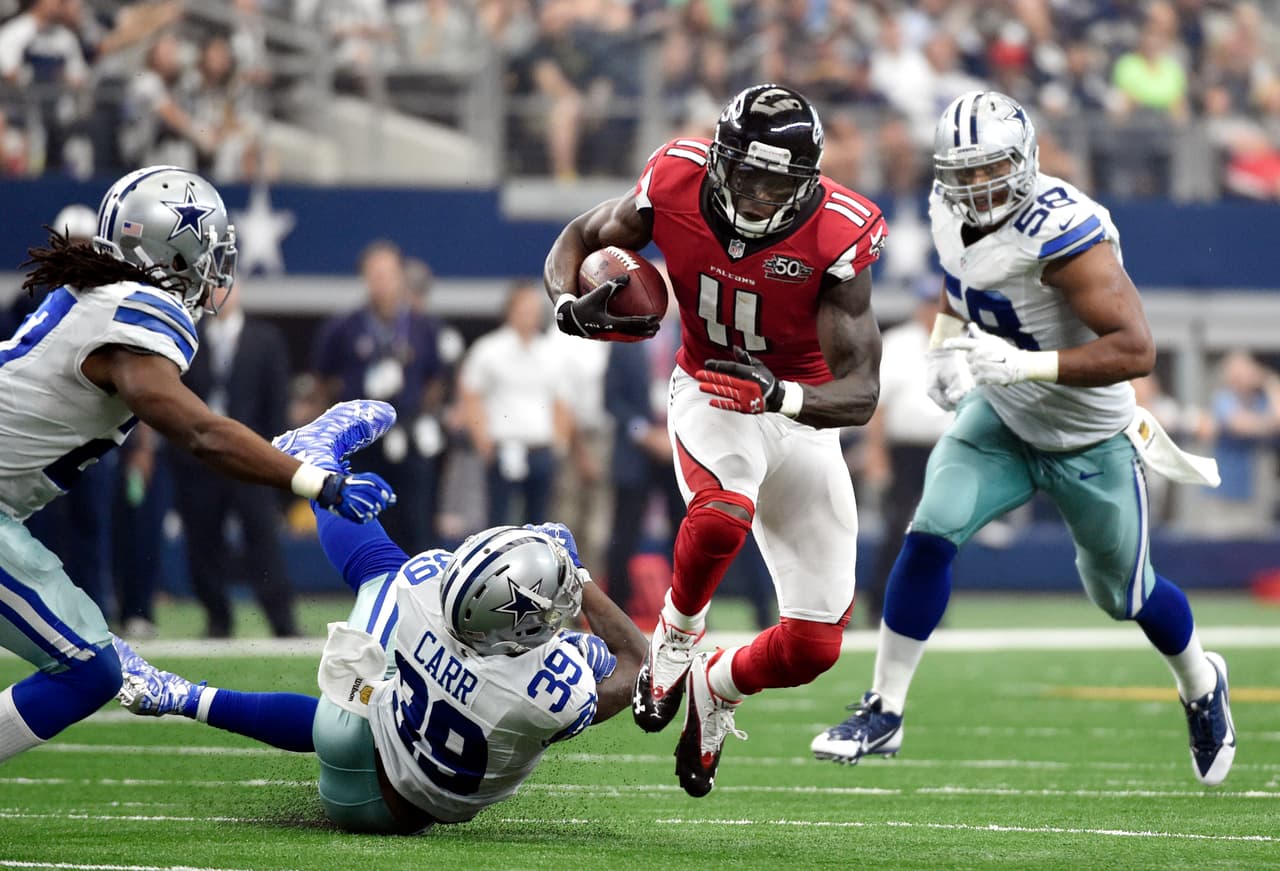 Jones ha sumado 34 recepciones, el mayor número en la historia de la NFL para un jugador en los primeros tres juegos de su equipo en una temporada. (Foto: AP-NFL).