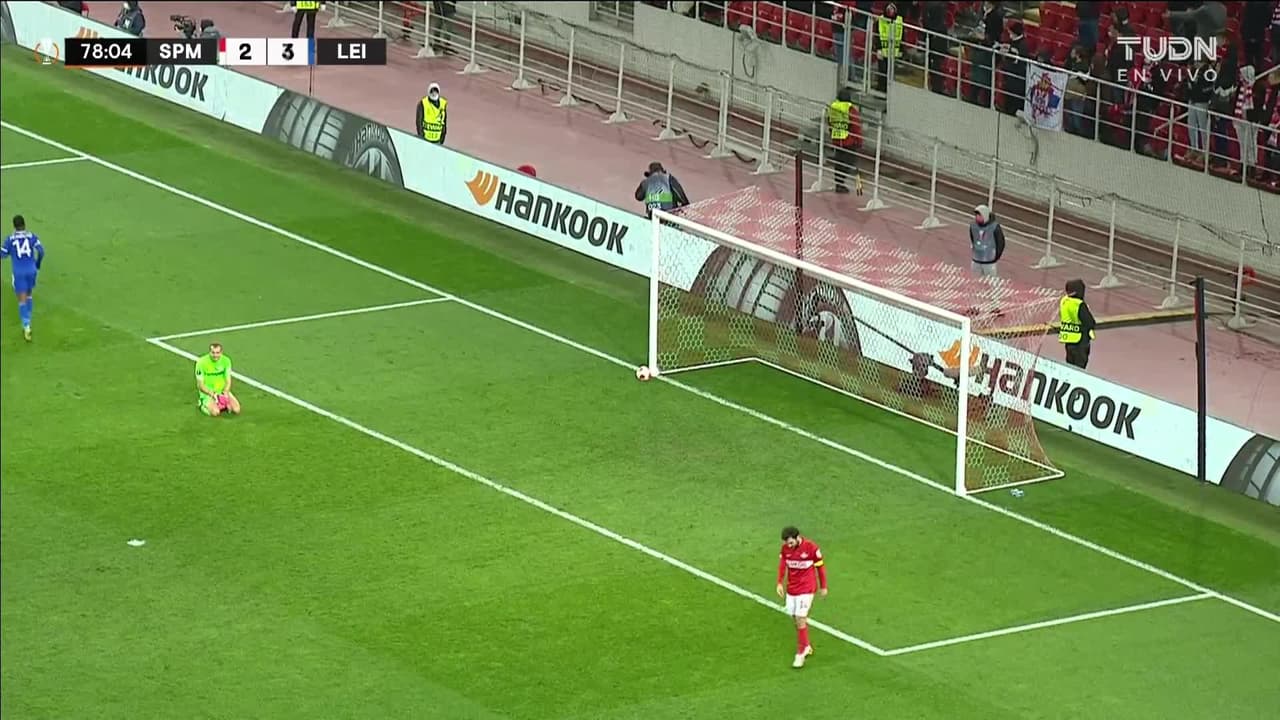 ¡GOL!  anota para Leicester City. Patson Daka