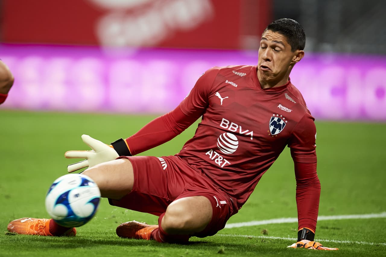 Aké Loba (31’) marcó el solitario tanto que definió el encuentro. Alan Mozo dejó a los pumas con diez hombres desde el 37’ de juego por una fuerte entrada. En la sexta fecha de la competición, Monterrey visitará a Santos y Pumas hará lo propio con Toluca.