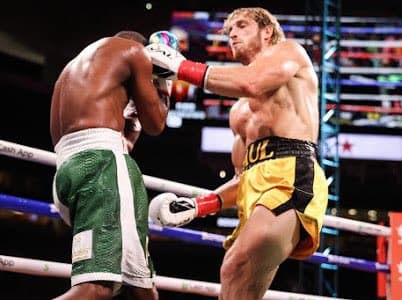 Mayweather y Logan Paul se enfrentaron en una pelea en la que el ‘Money’ no pudo noquear a un rival mermado.