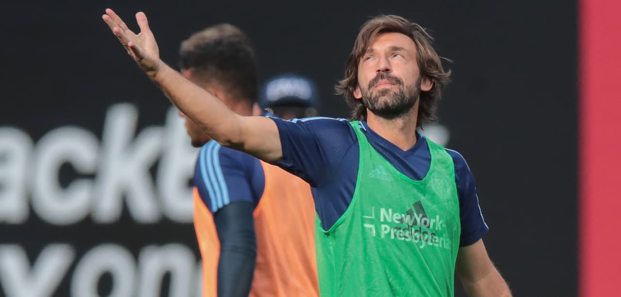 Andrea Pirlo recibe distinción del FIFA 18 tras su estelar carrera
