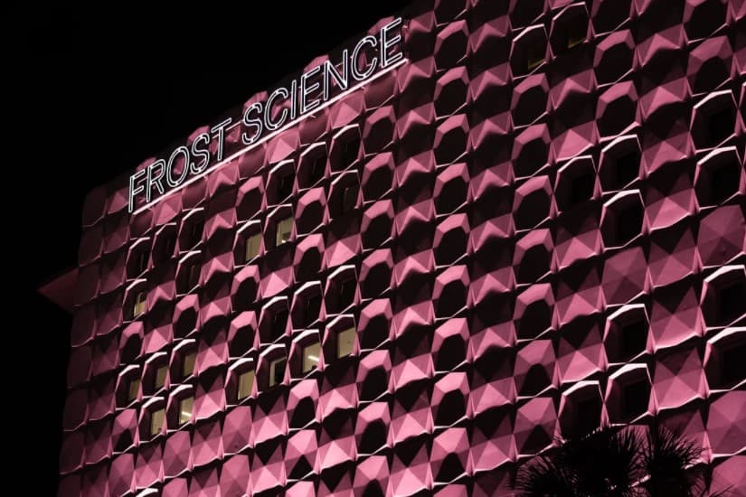 ¡Así alientan al Inter Miami para los Playoffs de la MLS! | La ciudad se pintó de RosaNegra en apoyo a los de Diego Alonso en su primera aparición en instancias finales.