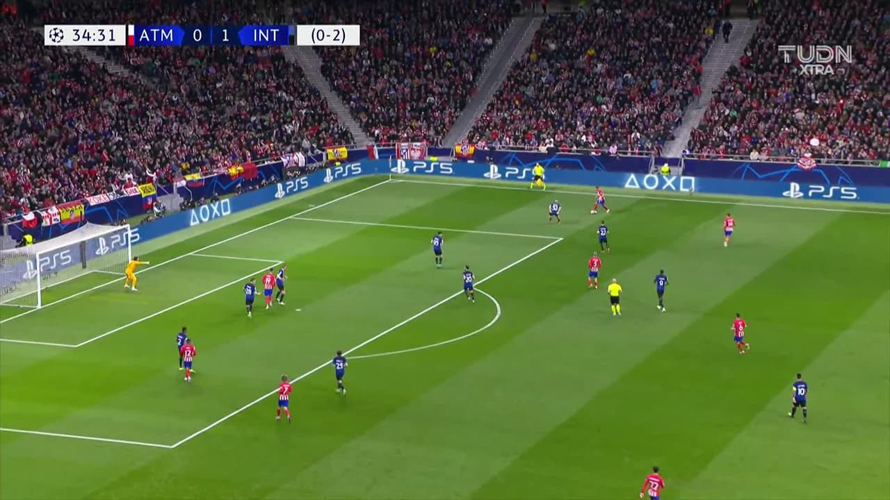 ¡GOL!  anota para Atlético de Madrid. Antoine Griezmann