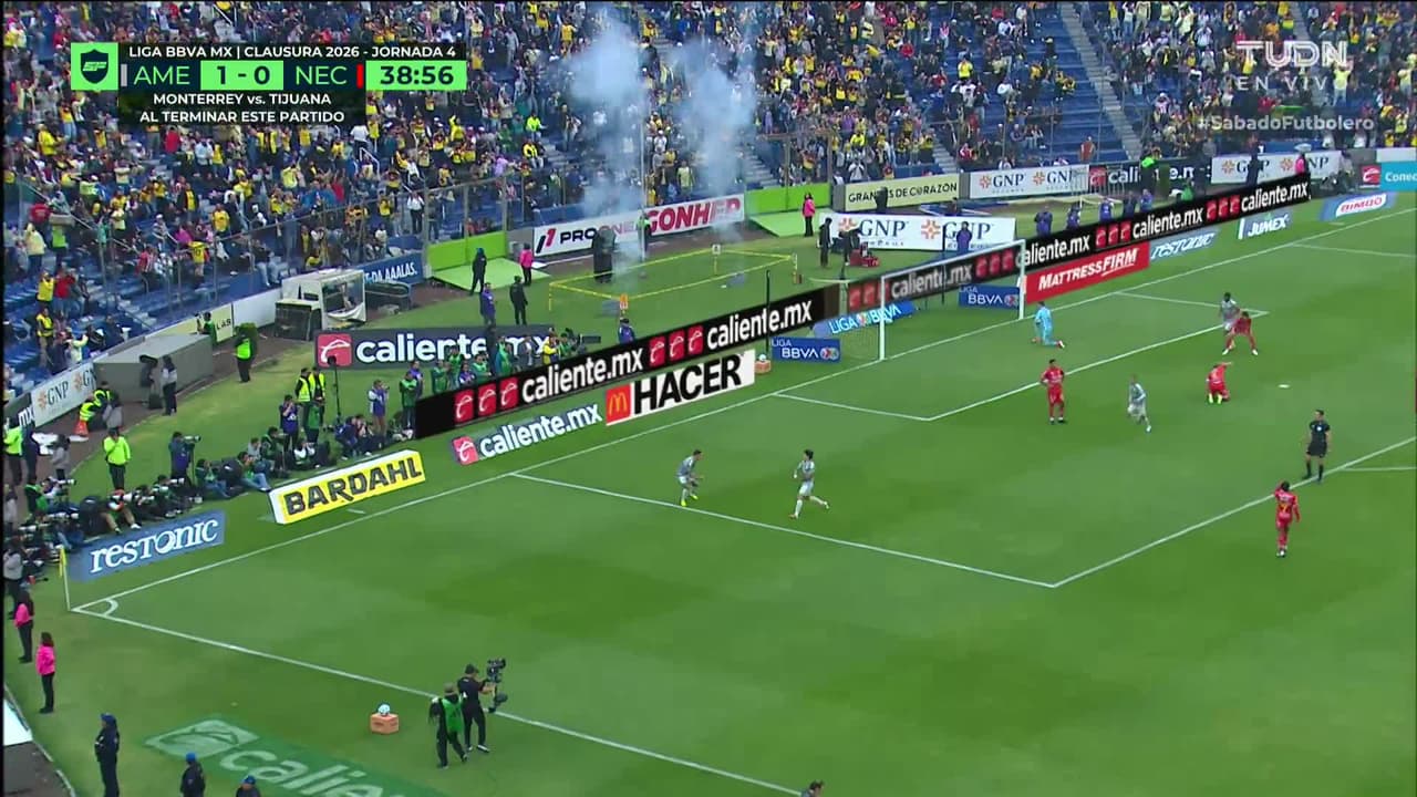 ¡GOL!  anota para América. Víctor Dávila