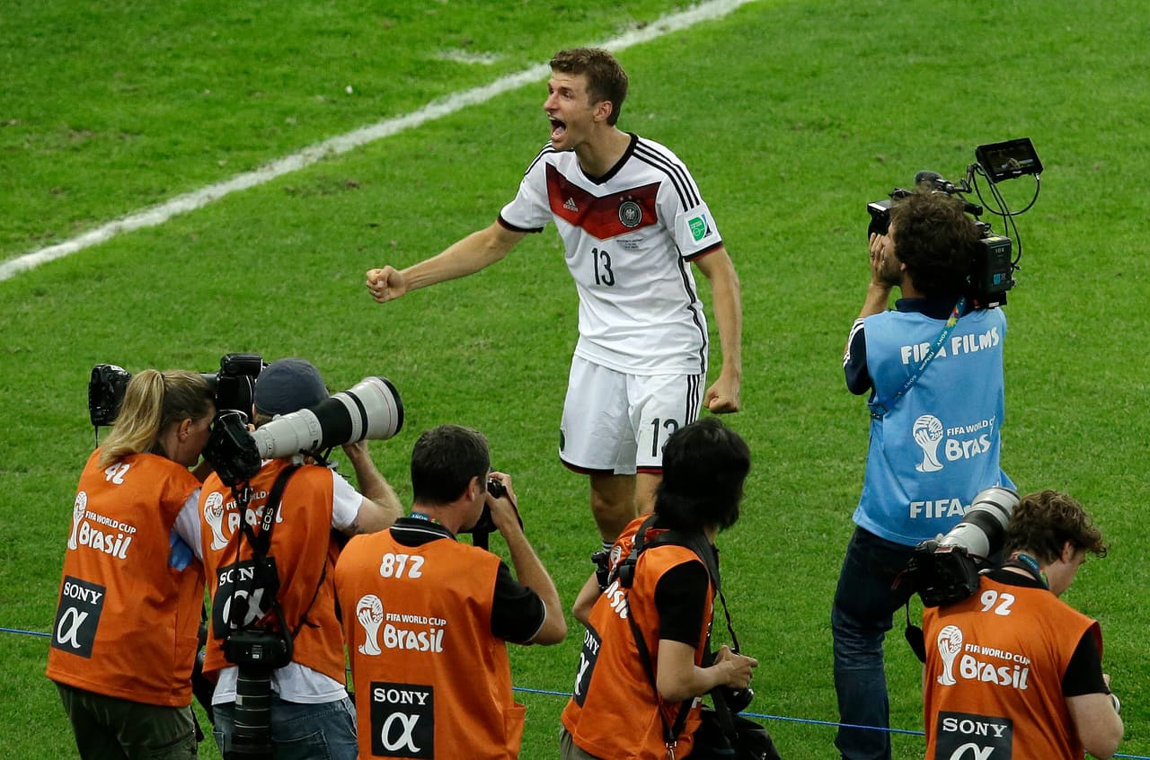 Aunque solo ha jugado dos Mundiales, Thomas Müller ya suma 10 anotaciones y amenaza el registro de su compatriota.