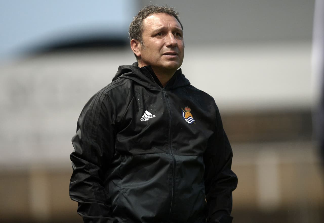 Exentrenador de Gio y Jona dos Santos se estabiliza