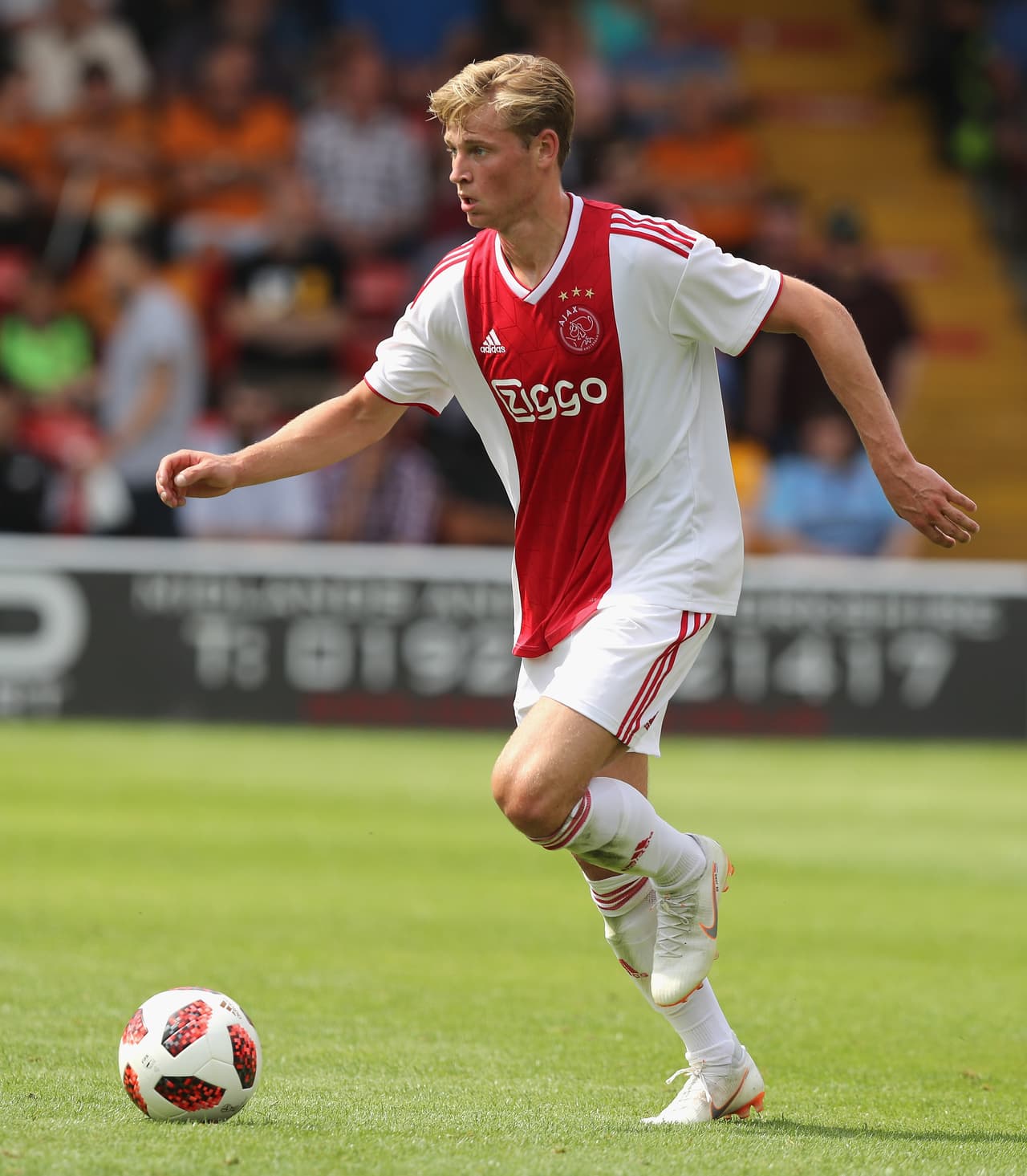 Frenkie de Jong (A.F.C. Ajax / 21 años) - Mediocampista