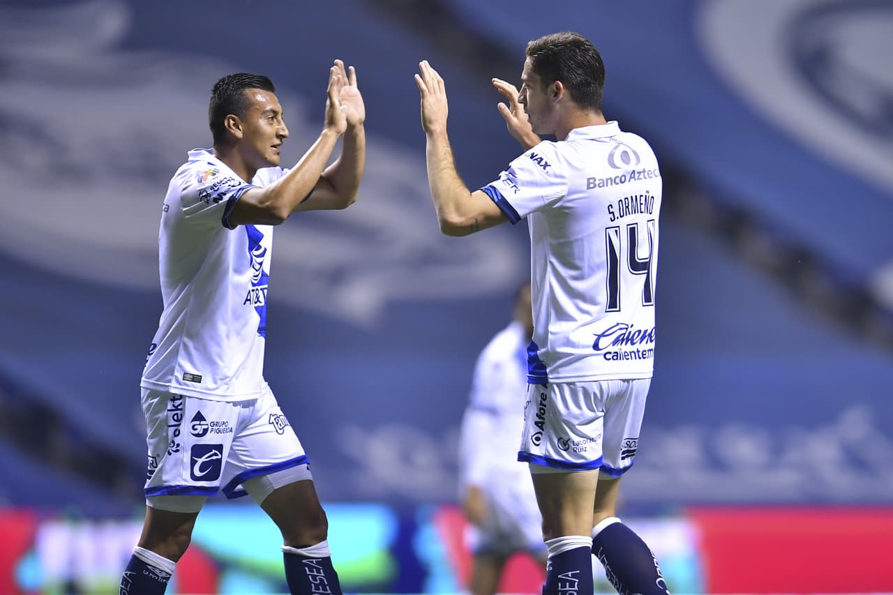 Gignac abrió el marcador desde los once pasos a los 11’ de juego. Ormeño (23’) se encargó de emparejar los cartones. Tigres y Puebla llegaron a 12 y 16 unidades, respectivamente. En la J11, Puebla recibirá al Atlas y tigres recibirá a Mazatlán.