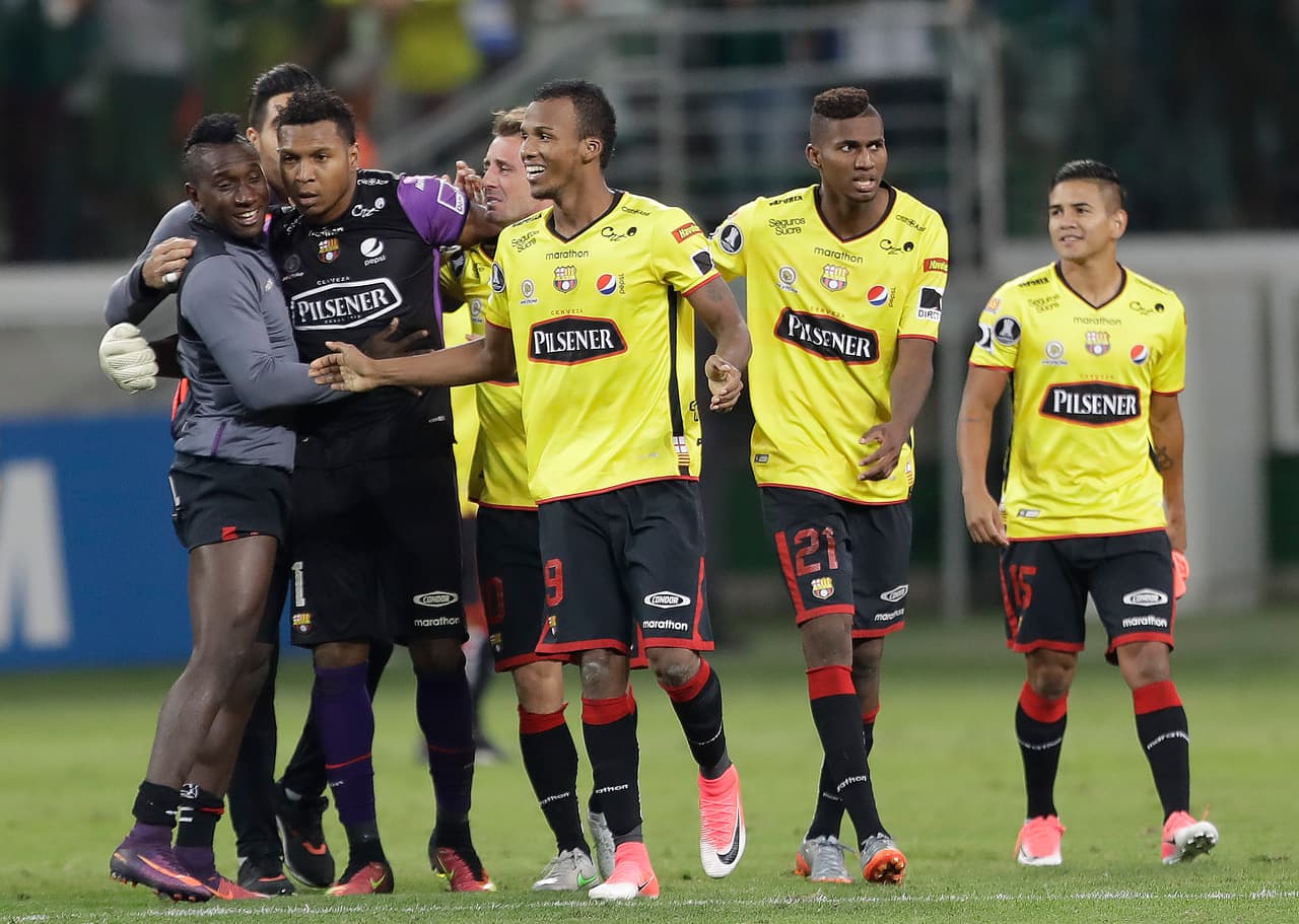 Barcelona ha sido una de las gratas revelaciones del certamen, luego de clasificar como líder de su grup, eliminando al actual campeón, Atlético Nacional, y al argentino Estudiantes de La Plata.