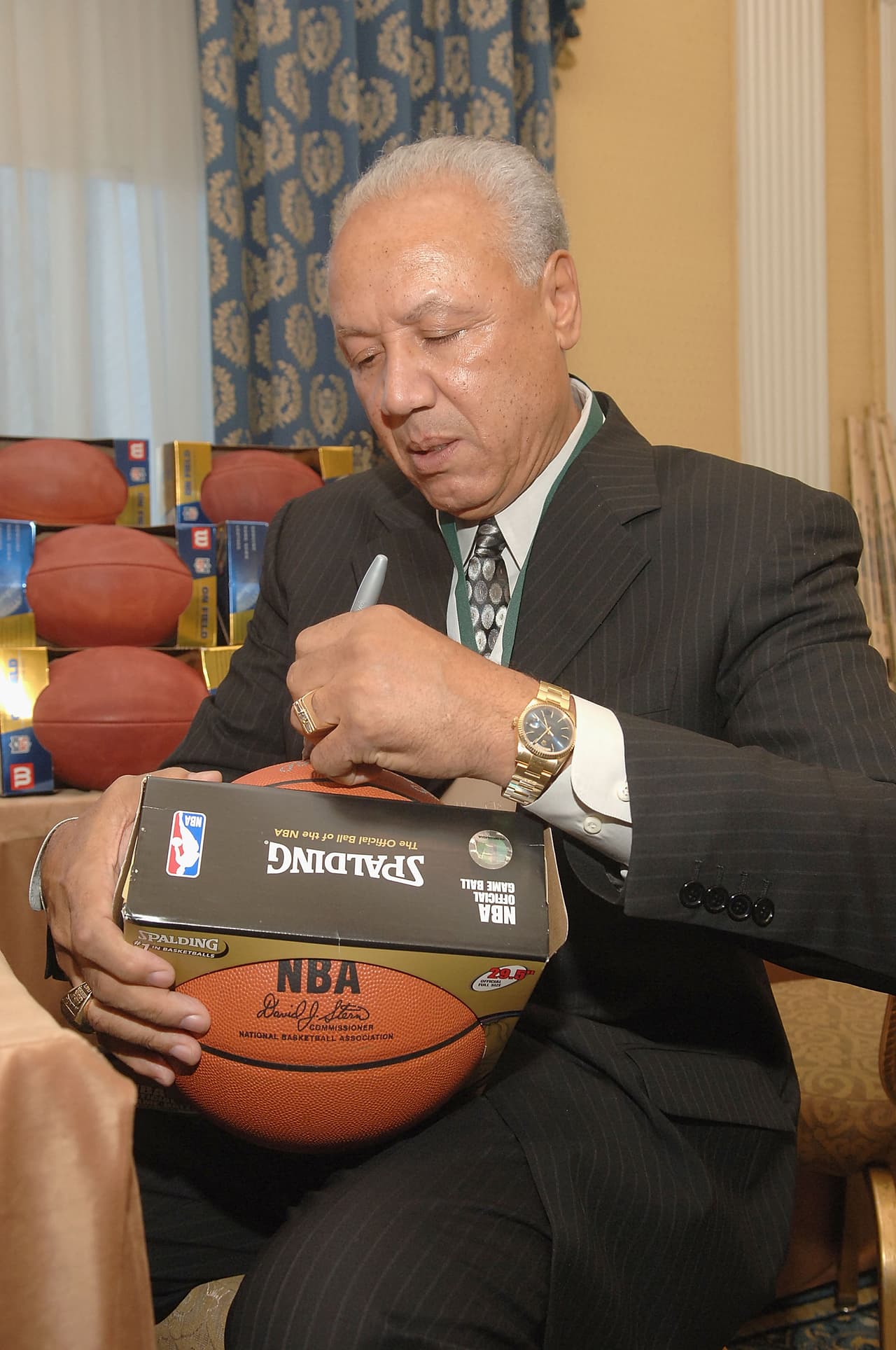 Fue nueve veces nombrado All-Star como jugador, el primero en alcanzar las mil victorias como entrenador de la NBA y el segundo en ser incluido en el Salón de la Fama del Baloncesto como jugador y entrenador.