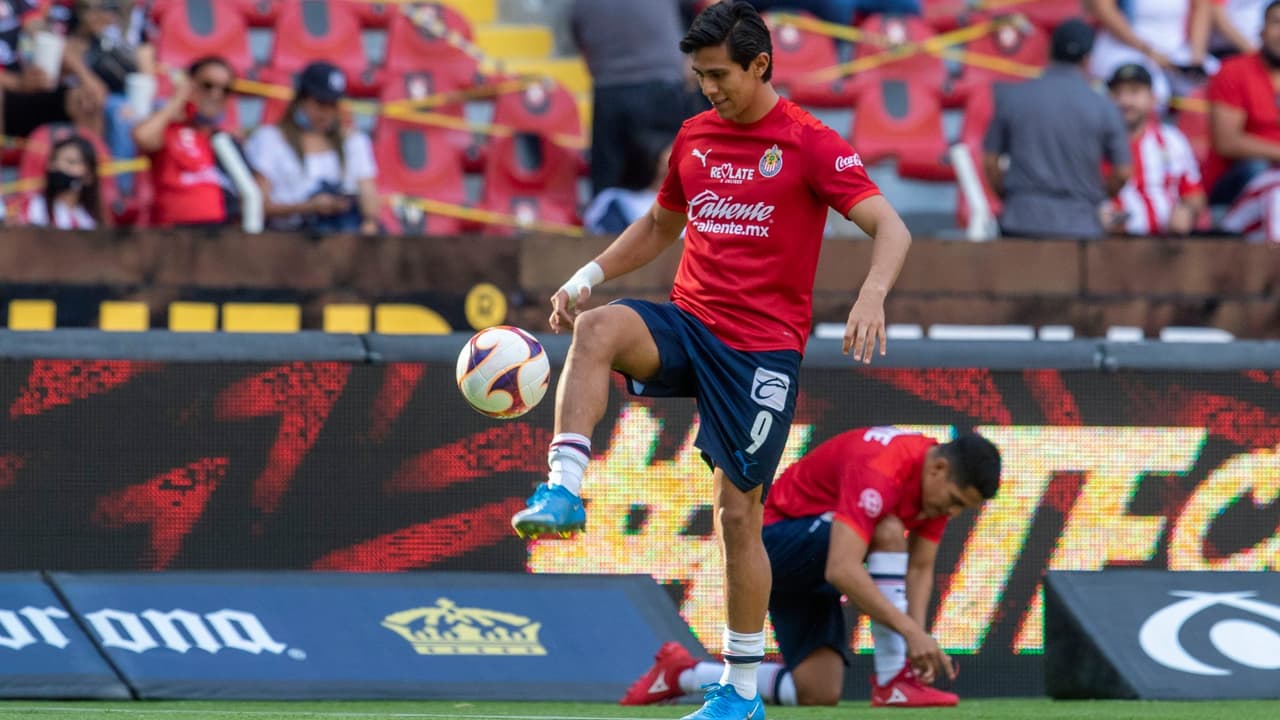 Chivas no contempla a JJ Macías para jugar ante Juárez y Tigres