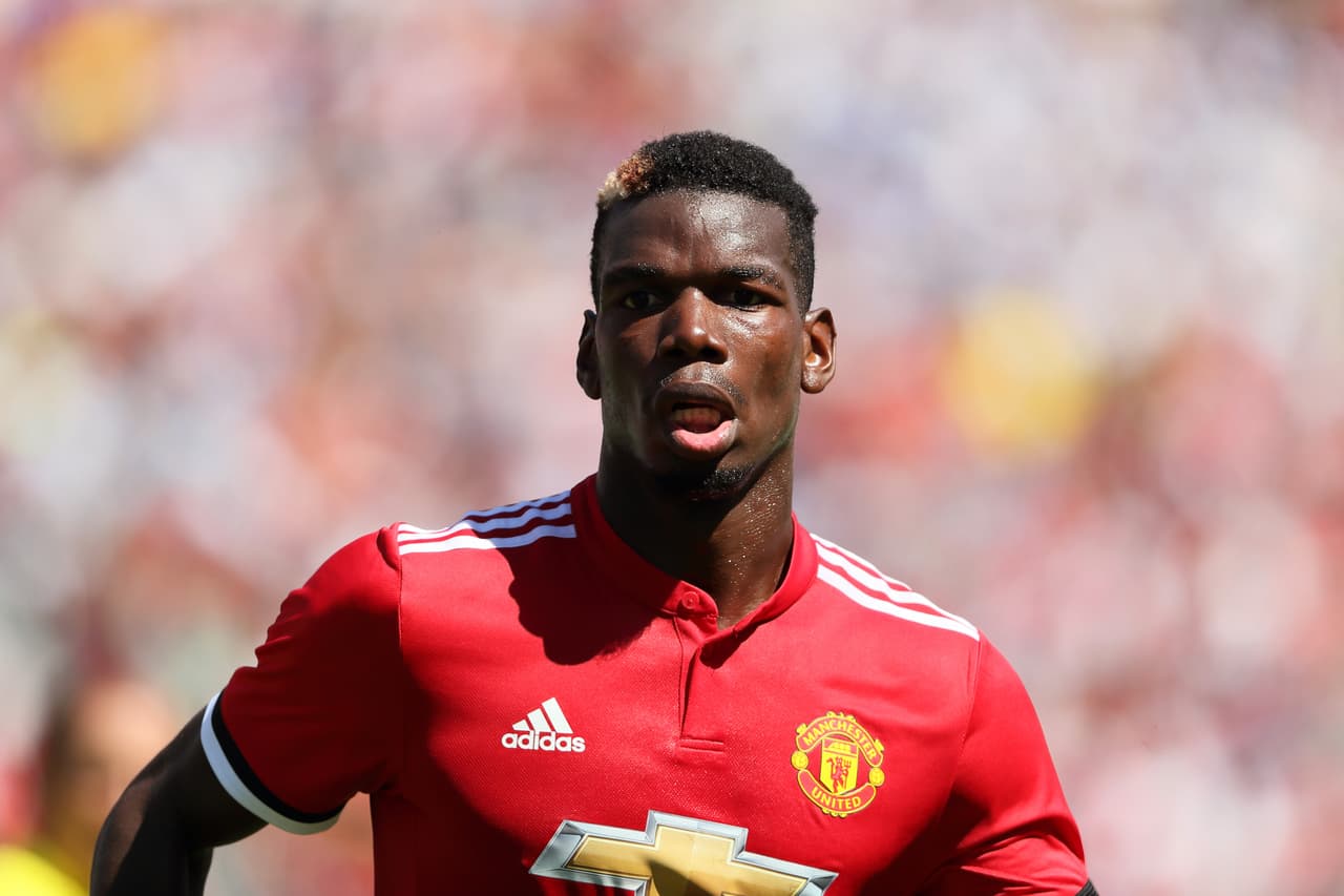 Paul Pogba ya había ingresado con los 'Diablos Rojos' ocupando el lugar del goleador de la jornada.