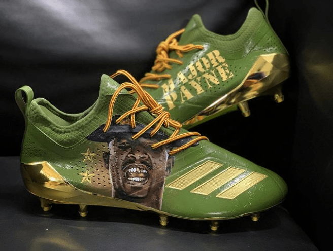 El año pasado, la NFL tuvo una campaña llamada #mycausemycleats