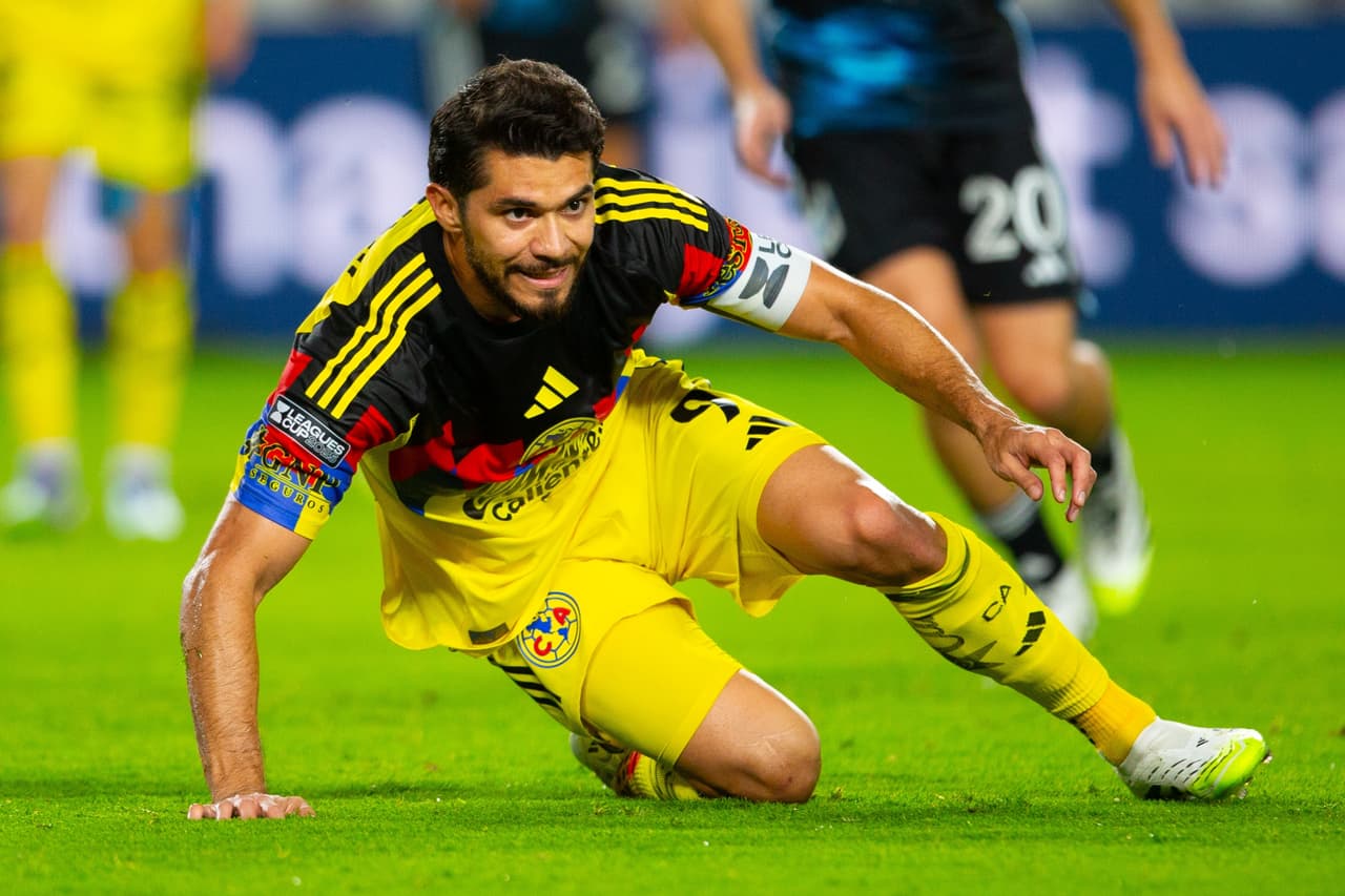 Henry Martín - El delantero lleva meses lidiando con una lesión entre recaídas e incertidumbre. Podría aparecer para la Liguilla en el mejor de los casos.