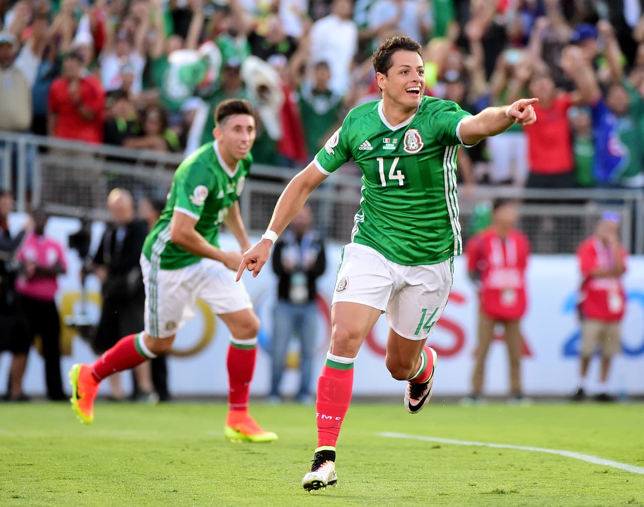 El siguiente paso fue ante Jamaica y volvieron a ganar. Fue 2-0 con goles de Heránndáez y oribe Peralta. Nueve partidos ganados para Osorio desde su debut.