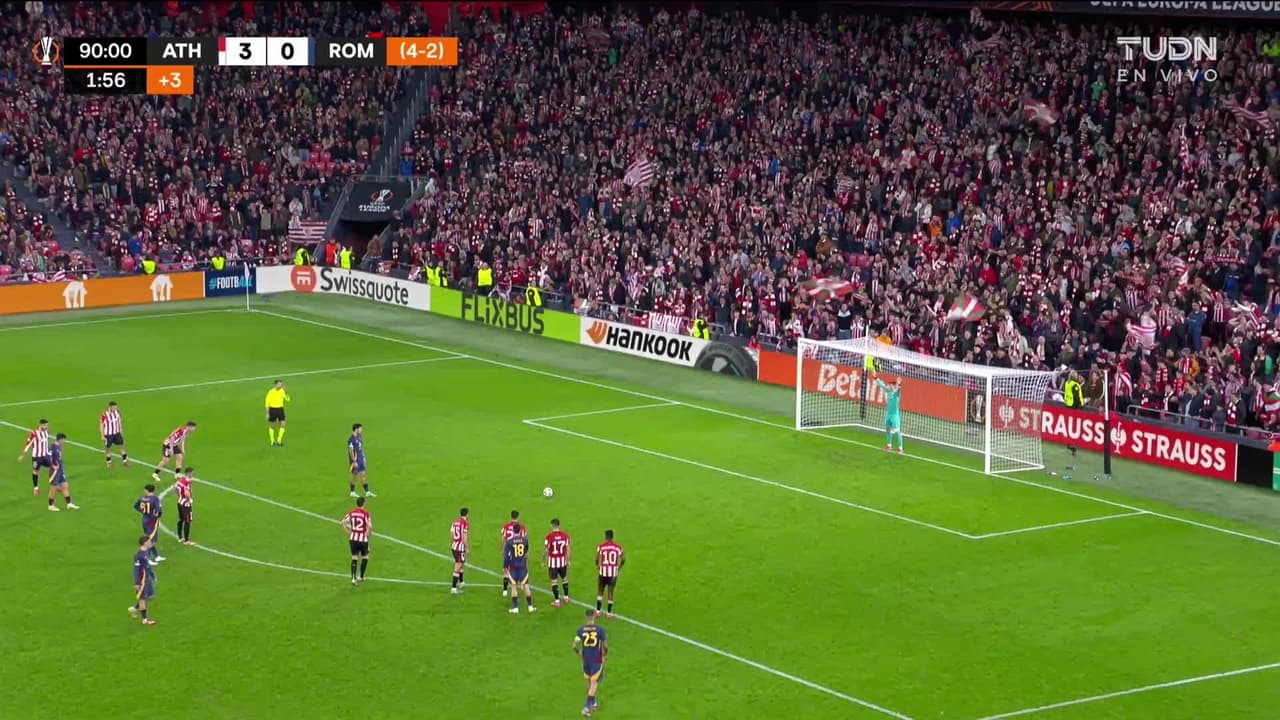 ¡GOL!  anota para AS Roma. Leandro Paredes