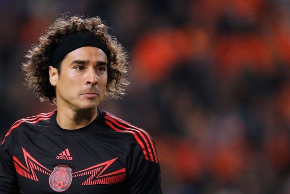 Equipo Copa Oro: La portería sigue siendo el dolor de cabeza del “Piojo” Herrera, pero como él mismo lo ha descrito, es un problema que todos quisieran tener por el alto nivel de Guillermo Ochoa y José de Jesús Corona.