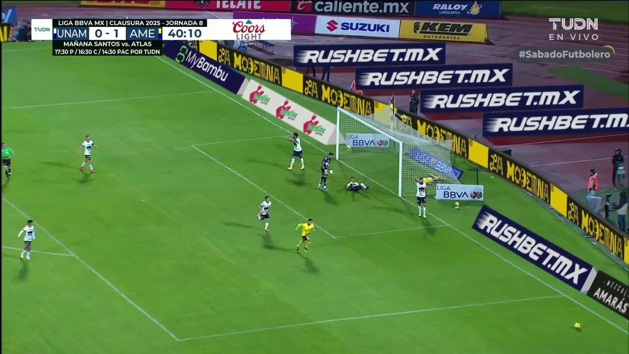 ¡CERCA! Ignacio Pussetto disparó que se estrella en el poste.