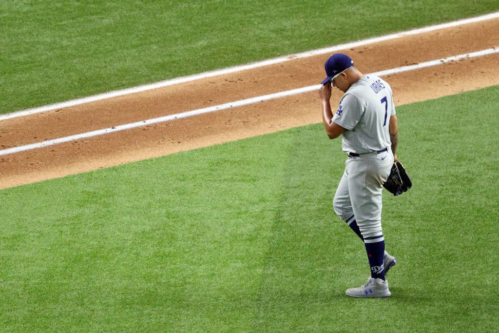 Julio Urías sobre Dave Roberts: “Él manda”