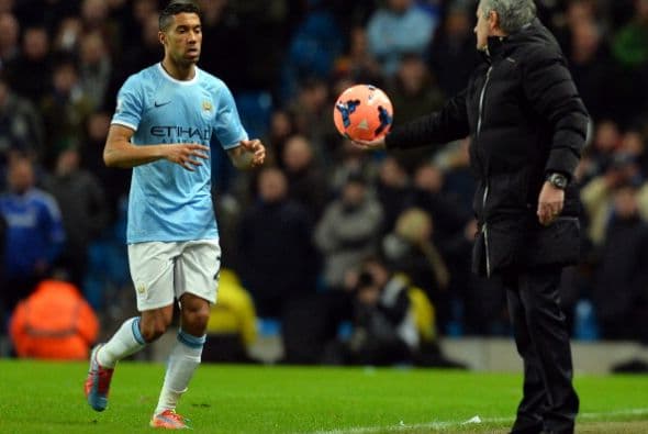 Hasta gestos de amabilidad se le vieron a Mourinho.