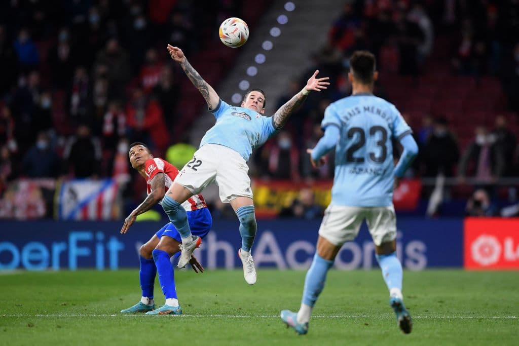 Renan Lodi se pone la casaca de goleador y le da la victoria al atlético de Madrid 2-0 sobre el Celta de Vigo.