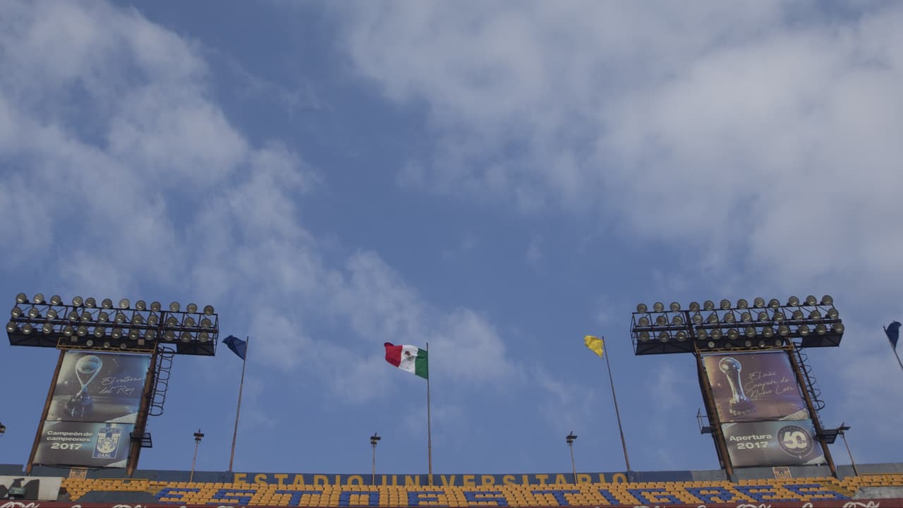 El Bronco descarta regreso de afición a estadios de Monterrey "por irresponsables"