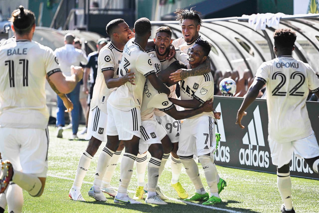 ¿Por qué LAFC del mexicano Carlos Vela es el mejor club de la MLS?