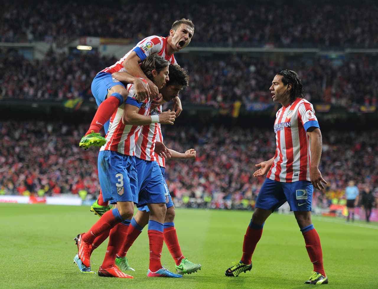 Luego de 14 años, Atlético venció a Real Madrid y lo hizo justo en el estadio Santiago Bernabéu durante la final de la Copa del Rey: duro golpe de autoridad.