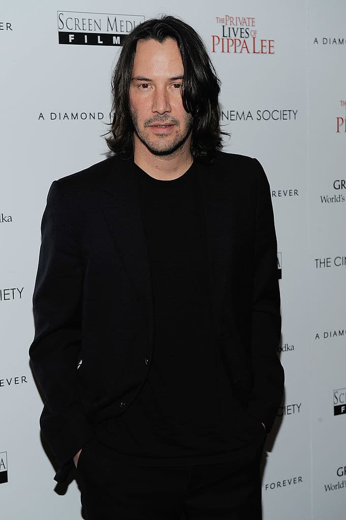 Todo parece apuntar a que esta historia se desarrollará tiempo después de la muerte de Neo y que u nuevo problema llevará a la humanidad a salir a buscarlo.
<br>