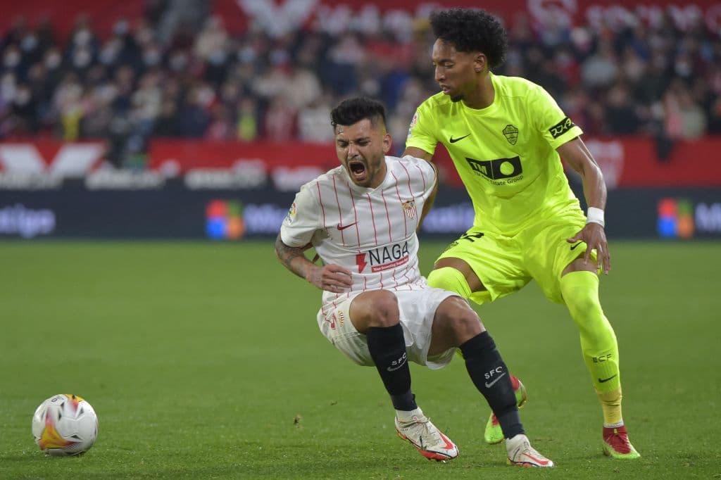 Papu Gómez y Rafa de Mir son los encargados de batir la portería de Edgar Badia para poner el 2-0 definitivo en el marcador y sumar tres importantes unidaes.