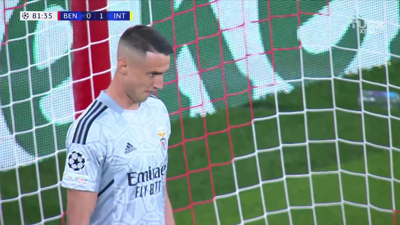 ¡GOL!  anota para Internazionale. Romelu Lukaku